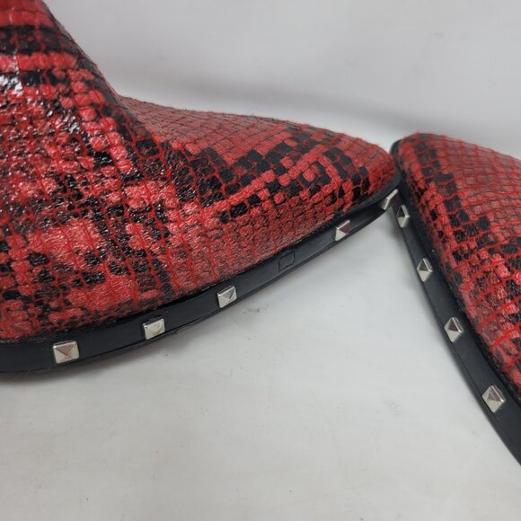Charles By Charles David Size 7.5 Dogger Boots Studs Heels 3.5” Red Snake Print - Picture 8 of 11